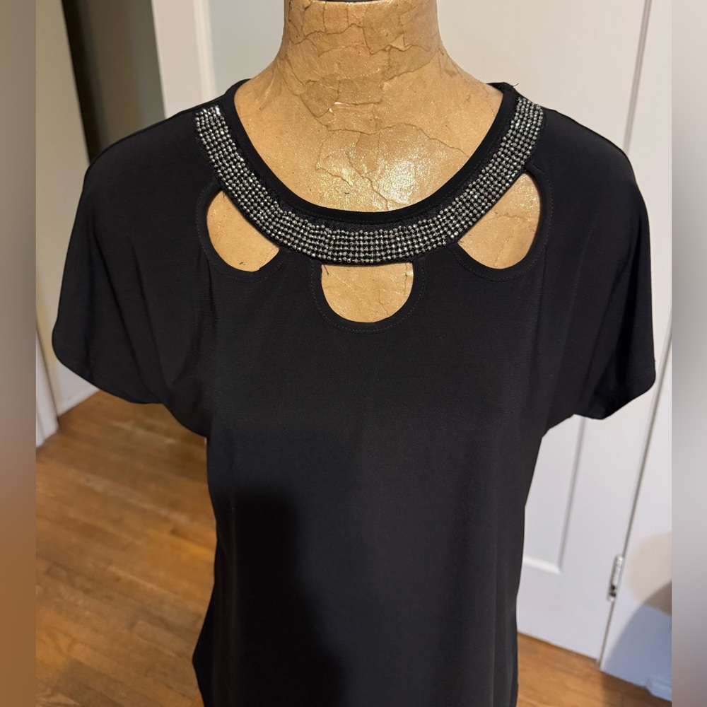 Chic Embellished Black Cutout Women's Blouse - Picture 2 of 6